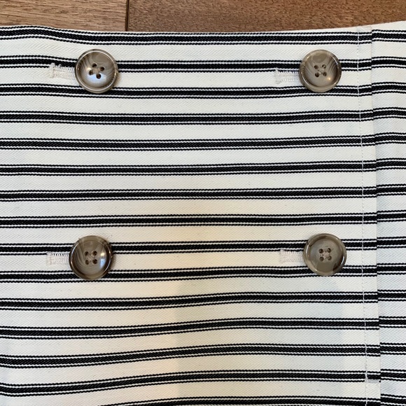 LOFT Pinstriped Mini Skirt Sz. 8 - Picture 2 of 6